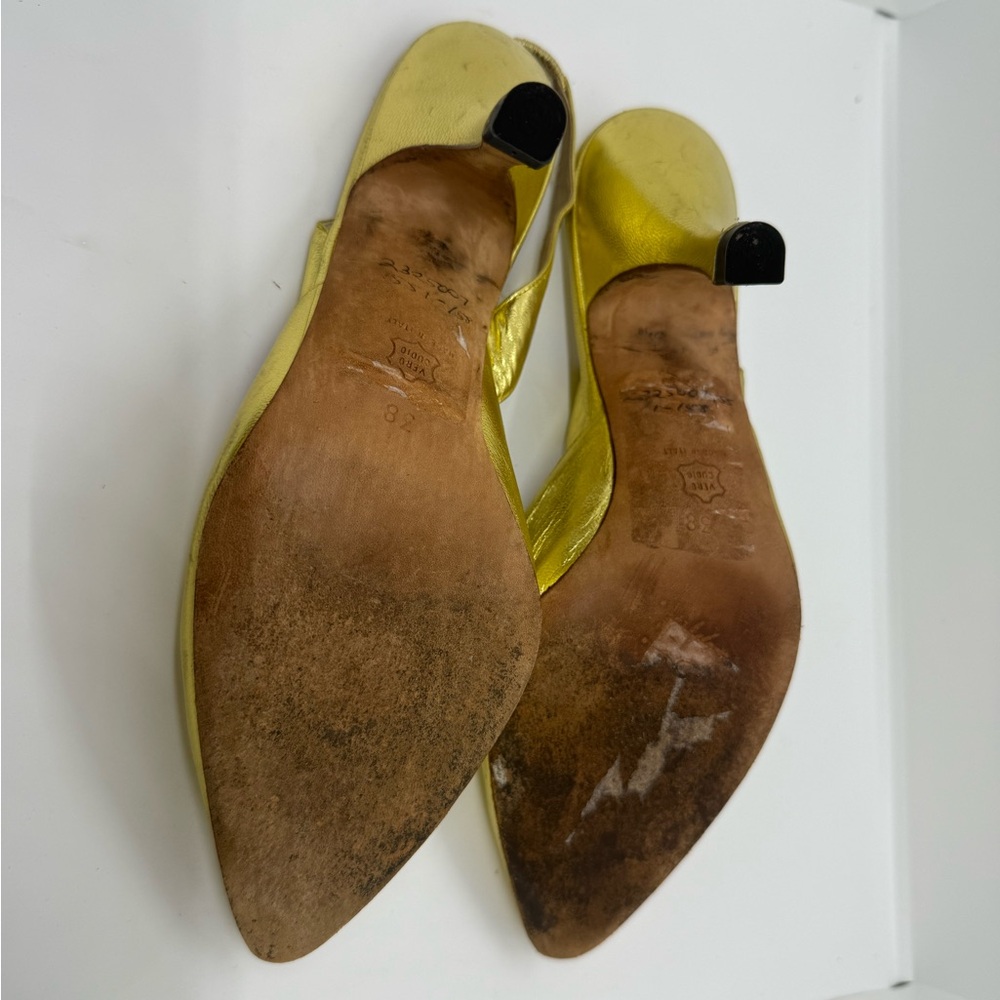 Manolo Blahnik Beige / Blush Singback Snakeskin Heels 38 EU, 7,5 US - Picture 3 of 3